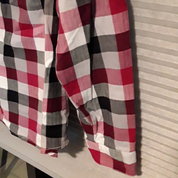 Allison Daley long sleeve/tab sleeve blouse - Picture 4 of 7